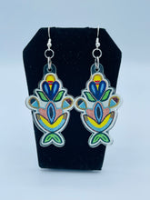 Load image into Gallery viewer, Apsaalooke Floral Earrings